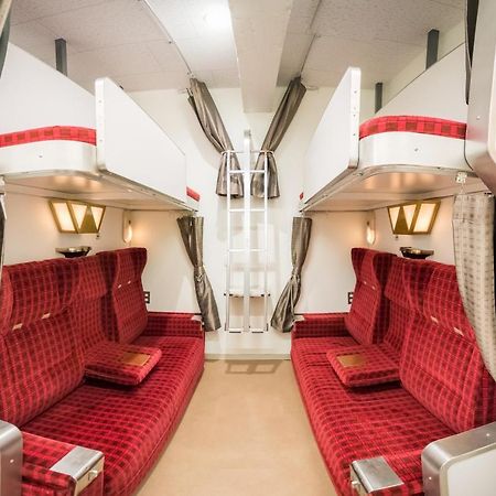 Train Hostel Hokutosei Tokyo Eksteriør bilde